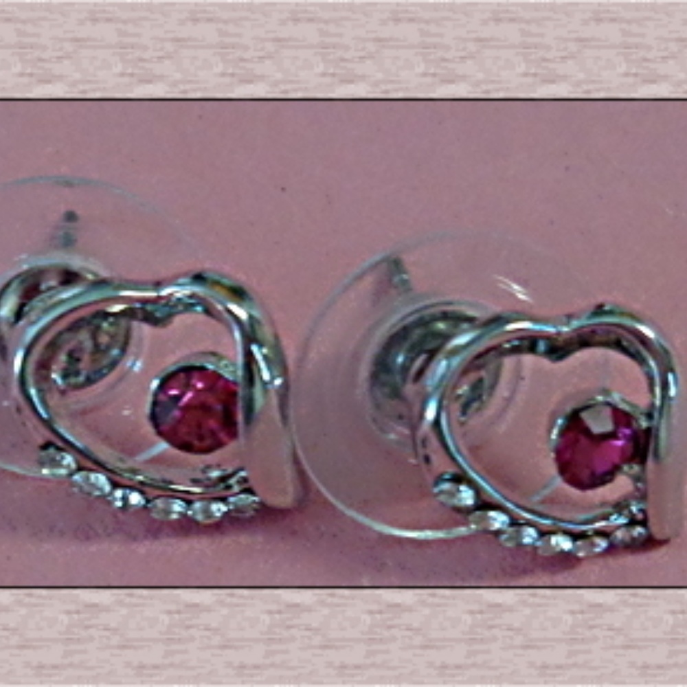 18KRP Heart Design Pink & Clear Stud Earrings
